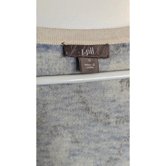 J. Jill Silk Cashmere Blend Blue Floral Cardigan sz S - Picture 3 of 5